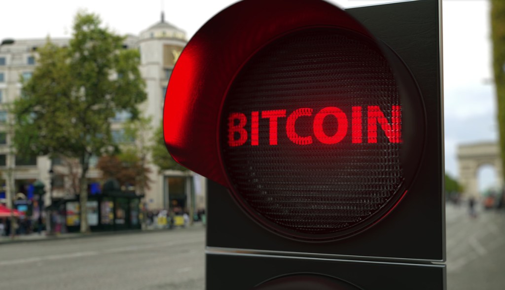 Imagem da matéria: SEC rejeita ETF “puro” de bitcoin da Fidelity e diz que é para proteger investidores
