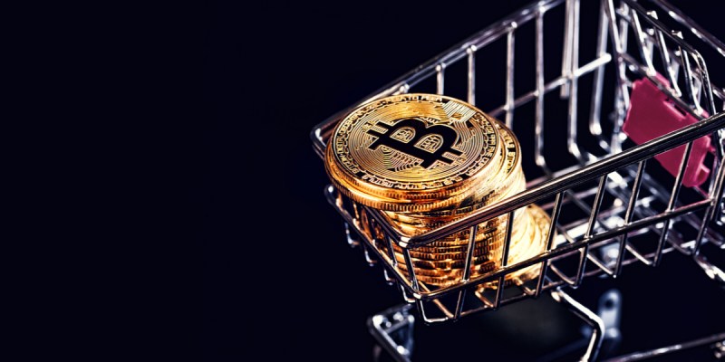 Dinheiro que você gastou na Black Friday hoje valeria o triplo com o Bitcoin