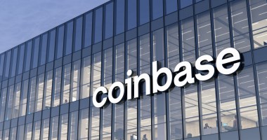 Imagem da matéria: Corretora Coinbase registrou receita e número de usuários recordes no quarto trimestre