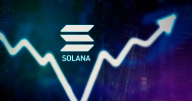 Imagem da matéria: Solana (SOL) salta mais de 15% em sete dias; Bitcoin (BTC) e Ethereum (ETH) operam em leve alta