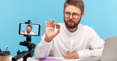 Imagem da matéria: BC da Irlanda alerta para influencers pagos para promover criptomoedas