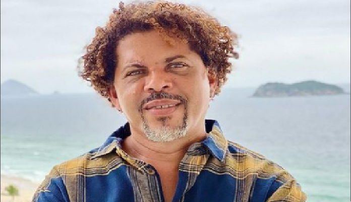 Imagem da matéria: Mendigo Givaldo Alves vem sendo usado por suposto trader de opções binárias Diego Aguiar