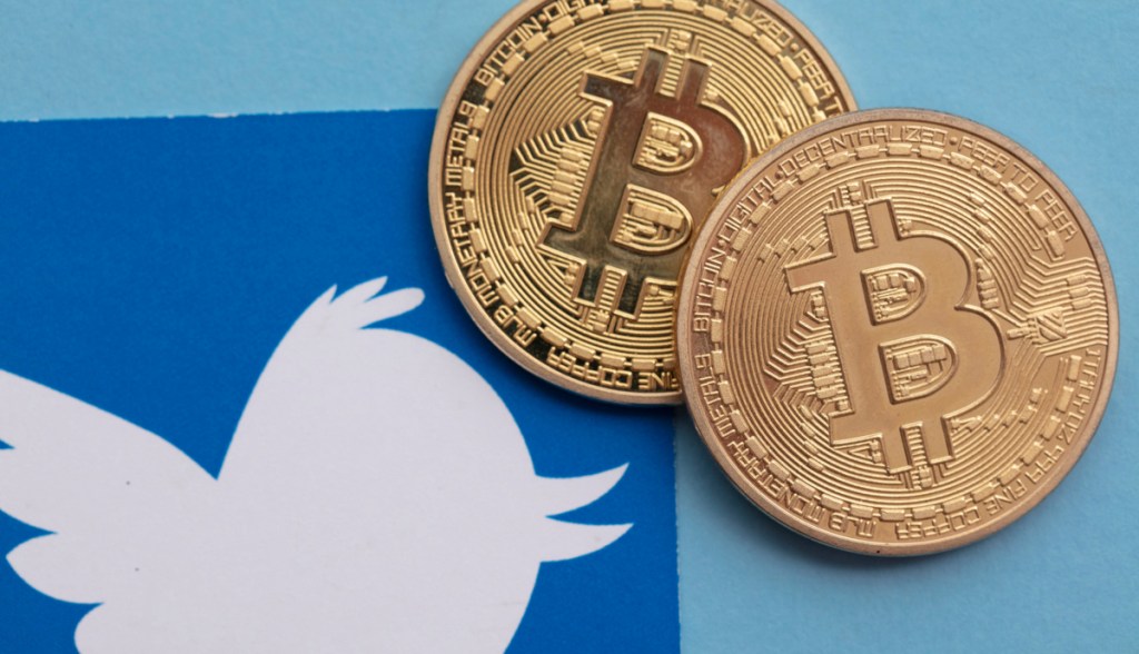 Imagem da matéria: Bitcoin (BTC) se recupera e volta a superar US$ 40 mil com compra do Twitter por Elon Musk