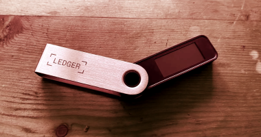 Imagem da matéria: Carteira de criptomoedas Ledger Nano S Plus: você está realmente protegido? | Review