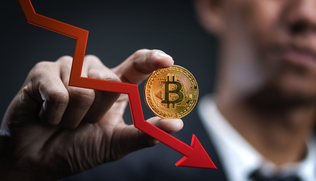 Imagem da matéria: Vale a pena investir em criptomoedas mesmo com o mercado desabando? Veja o que dizem estes especialistas