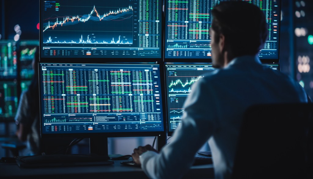 Imagem da matéria: Trader lucra R$ 3,9 milhões com a stablecoin UST mesmo com derretimento do preço