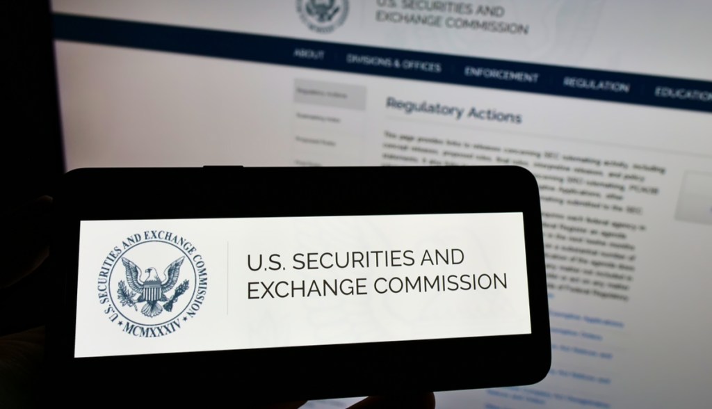 Imagem da matéria: Pedido de clareza da Coinbase sobre regras de cripto "deve ser negado" , diz CVM dos Estados Unidos