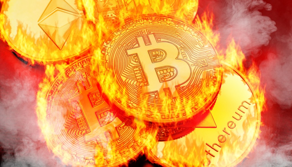 Imagem da matéria: Liquidações chegam a quase US$ 800 milhões com quedas fortes de Bitcoin, Ethereum, Solana, Polkadot e Avalanche