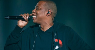 Imagem da matéria: Rapper Jay-Z cria escola de Bitcoin para educar crianças do bairro onde nasceu