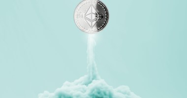 Imagem da matéria: Ethereum (ETH) sobe 9% e supera US$ 1,7 mil; seria a alta consequência da iminente Fusão?