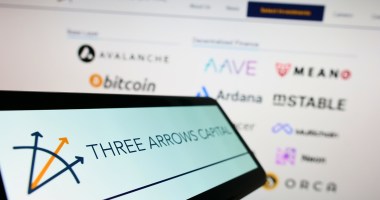 Tela de computador mostra logo da Three Arrows Capital