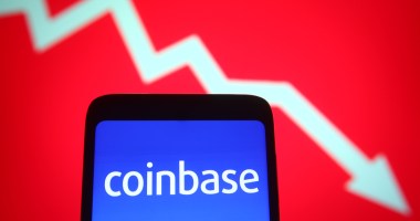 Imagem da matéria: SEC processa Coinbase pelo mesmo motivo que Binance: violar leis de valores mobiliários