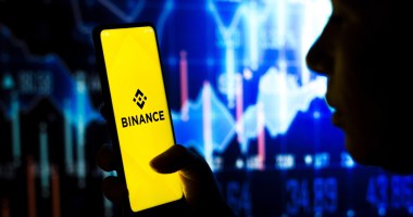 Imagem da matéria: Binance vai suspender saques e depósitos de oito tokens ligados aos problemas com Multichain; veja datas