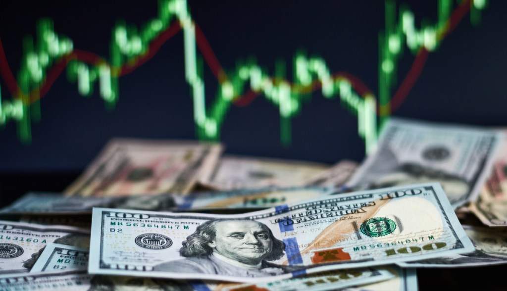 Imagem da matéria: Coinbase e Paxos revelam exposição de US$ 500 milhões no Signature Bank, o banco que colapsou