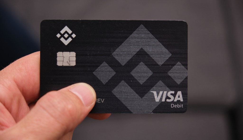 Imagem da matéria: Binance lança cartão pré-pago na Argentina em meio à hostilidade do governo contra criptomoedas