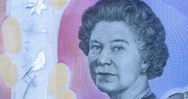 Imagem da matéria: Morte da rainha Elizabeth II gera inundação de shitcoins; Projeto NFT criado por brasileiros presta homenagem à soberana