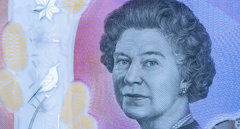 Imagem da matéria: Morte da rainha Elizabeth II gera inundação de shitcoins; Projeto NFT criado por brasileiros presta homenagem à soberana