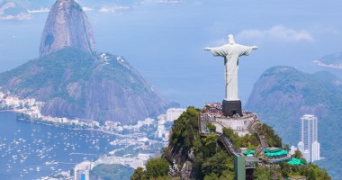 Imagem da matéria: Manhã Cripto: Prefeitura do Rio dá sinal verde para pagamento do IPTU com  criptomoedas; Bitcoin (BTC) recua