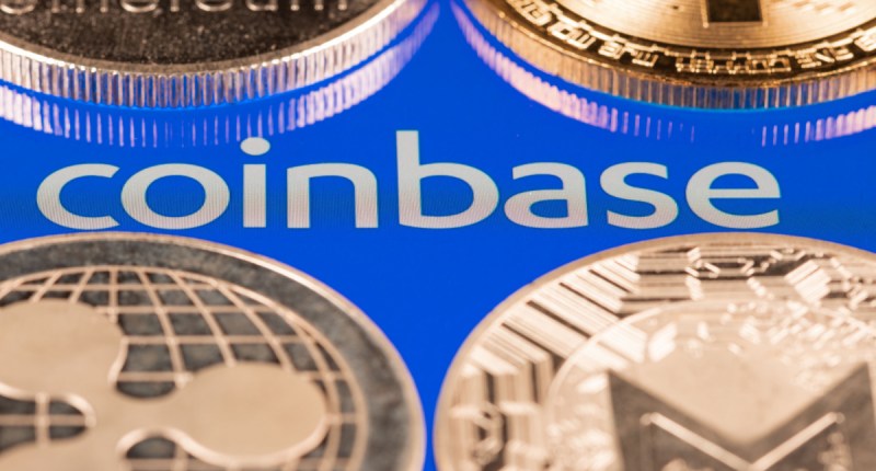 Imagem da matéria: Manhã Cripto: Coinbase trava batalha contra regulador dos EUA; Binance ensaia retorno à Rússia e Ethereum bate recorde de staking