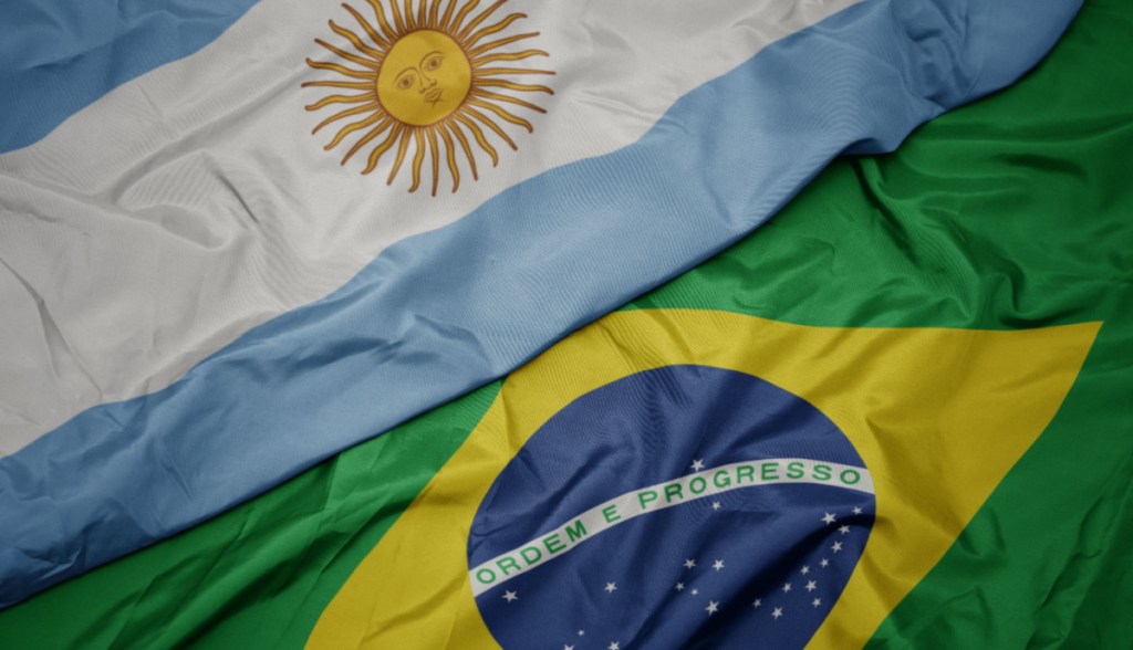 Imagem da matéria: Chefe de corretora defende adoção do Bitcoin como a moeda comum entre Brasil e Argentina