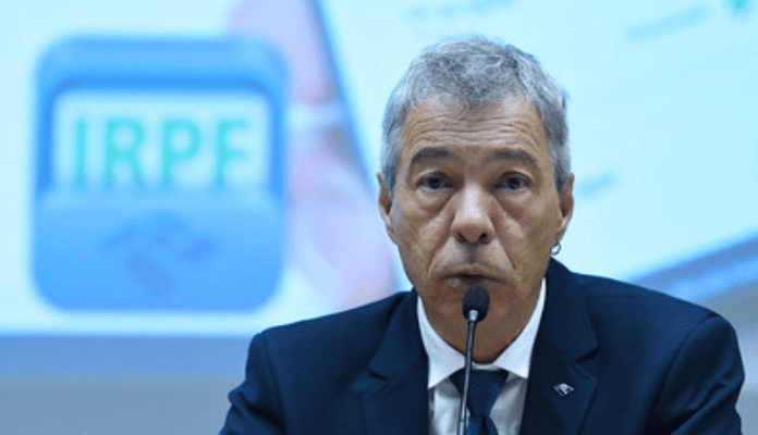Imagem da matéria: Entrevista: "No IR 2023, vão aparecer criptomoedas de quem nunca declarou", diz supervisor do Imposto de Renda