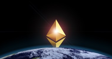 Imagem da matéria: Manhã Cripto: Ethereum (ETH) dispara e atinge maior valor em 11 meses;  Rede global de fraudes deixa prejuízo de US$ 1 bilhão