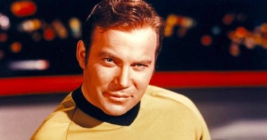 William Shatner no papel do Capitão Kirk de Star Trek