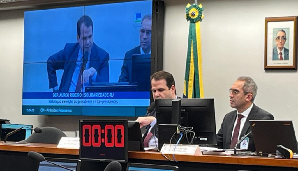 Imagem da matéria: CPI das Pirâmides Financeiras é instaurada; veja quem são os deputados que compõem a comissão