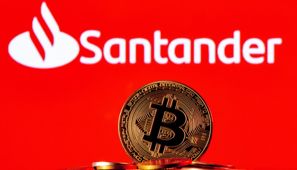 Imagem da matéria: Santander lança artigos educativos que exaltam benefícios do Bitcoin