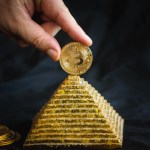 Investidora recupera R$ 56 mil após ser lesada por pirâmide com Bitcoin