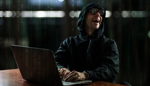 Imagem da matéria: Governo dos EUA leva golpe e envia R$ 270 mil em criptomoedas para criminosos