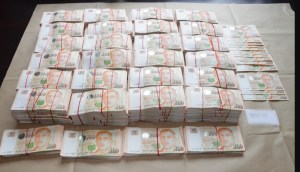 Imagem da matéria: Singapura faz megaoperação contra quadrilha e apreende R$ 3,5 bilhões, incluindo criptomoedas