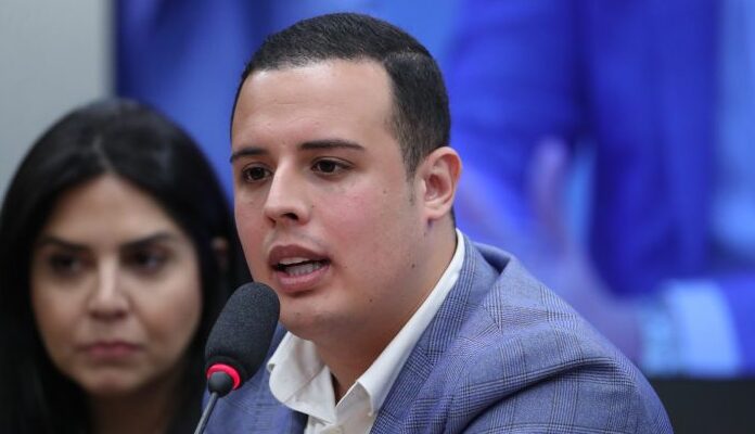 Imagem da matéria: Líder da Trust Investing nega ligação com a GAS Consultoria e diz que só conheceu o Faraó do Bitcoin na prisão