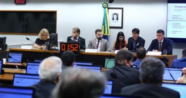 Imagem da matéria: Audiência na Câmara dos Deputados defende uso da blockchain para otimizar a máquina pública e combater a corrupção