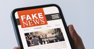 Imagem da matéria: Golpistas fazem criptomoeda subir 8% com fake news publicada no Associated Press