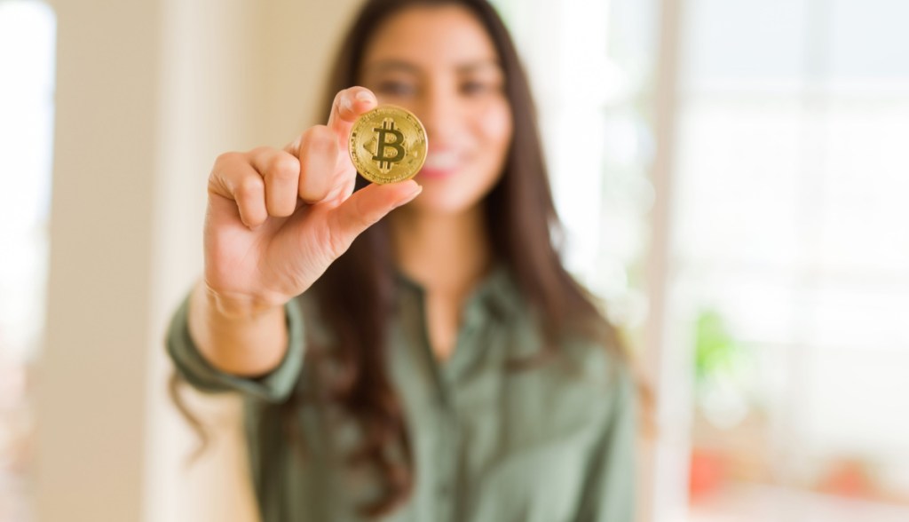 Imagem da matéria: Por que mulheres precisam investir em criptomoedas agora mesmo | Opinião