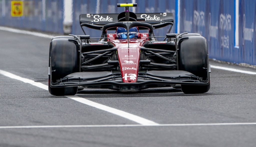 Imagem da matéria: Socios.com faz parceria para corrida da F1 em SP e dará acesso aos boxes da Alfa Romeo