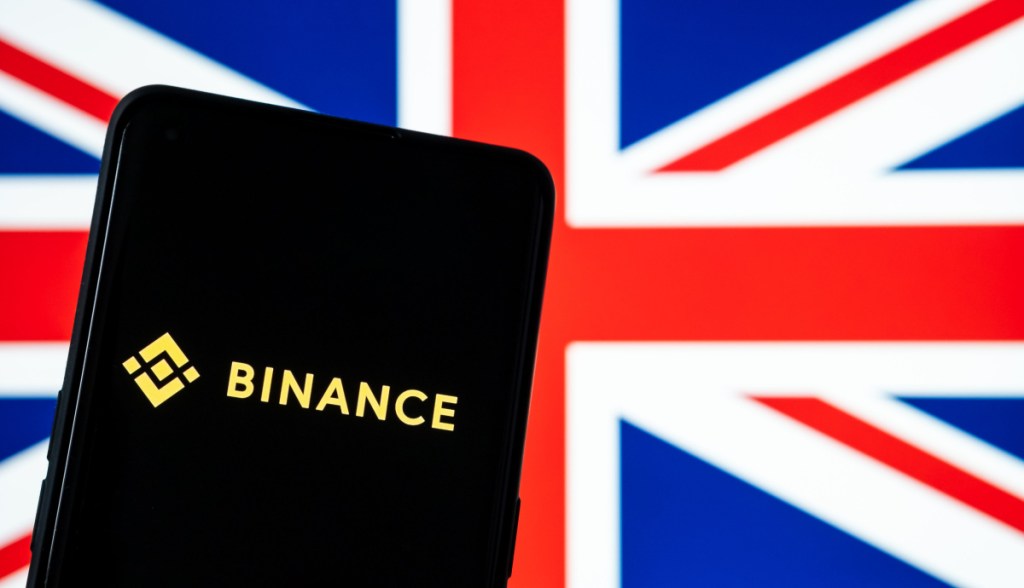 Imagem da matéria: Binance vai parar de aceitar novos clientes do Reino Unido