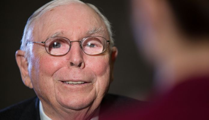 Imagem da matéria: Memecoin inspirada em Charlie Munger decola 31.000% após morte do bilionário