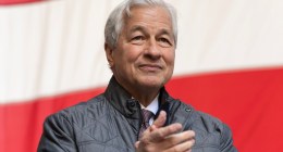 CEO do JPMorgan, Jamie Dimon, é fotografado