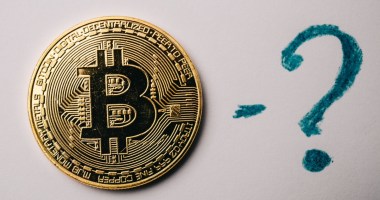 Imagem da matéria: Até onde vai a queda do Bitcoin? Especialistas respondem