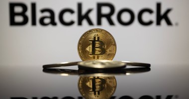 Imagem da matéria: Manhã Cripto: Bitcoin e Ethereum abrem em queda e BlackRock supera Grayscale em número de BTC sob custódia