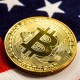 bitcoin sobre bandeira dos eua