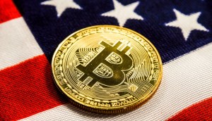 bitcoin sobre bandeira dos eua