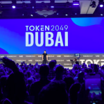 BlackRock ressalta “força total” dos ETFs e Goldman Sachs aponta futuro promissor para setor de criptomoedas