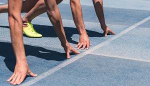 largada de corrida entre homens
