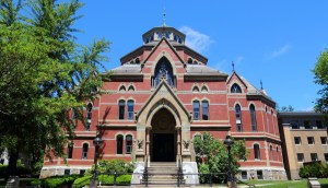 Imagem da matéria: Brown, uma das maiores universidades dos EUA, investe milhões em Bitcoin