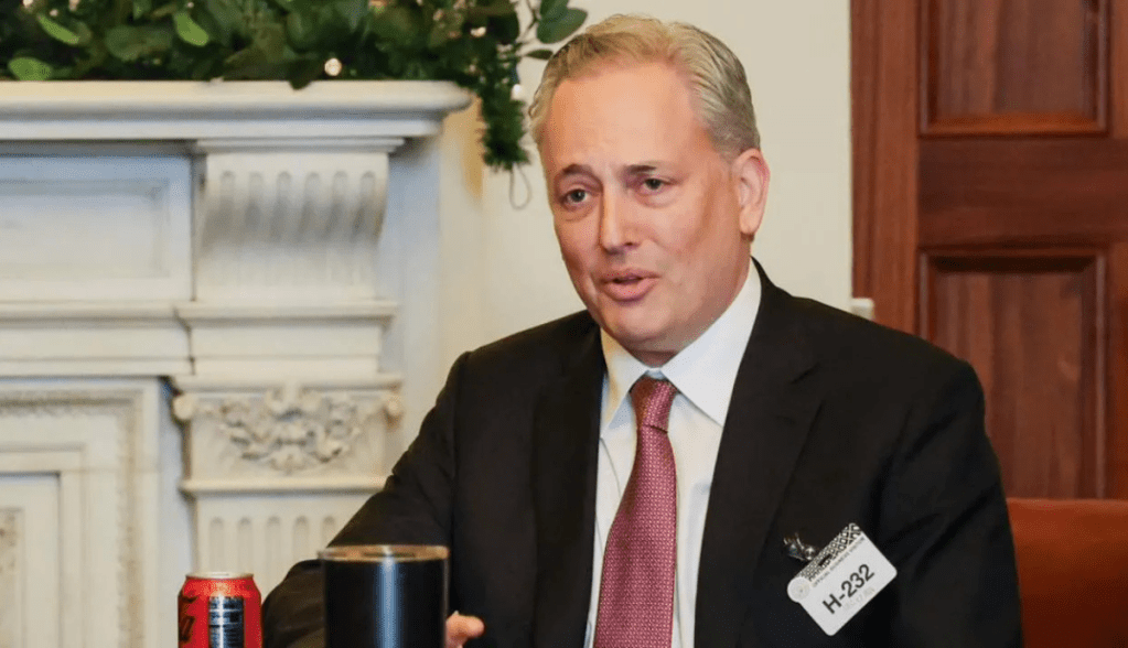 Imagem da matéria: Líder de cripto dos EUA diz que país pode comprar mais Bitcoin