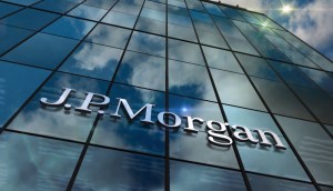 logo do JP Morgan em prédio