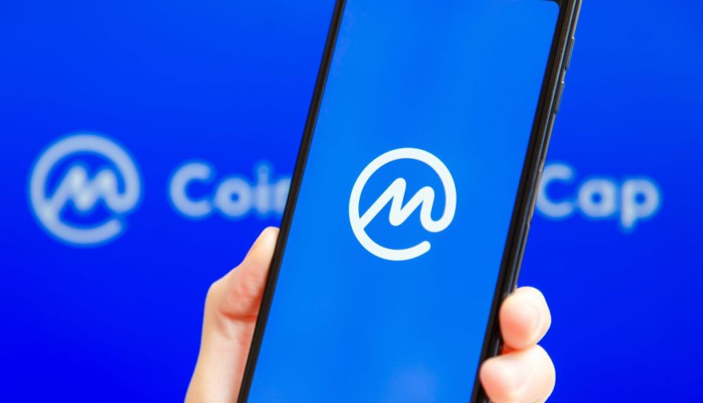 Imagem da matéria: Hacker do CoinMarketCap rouba R$ 115 mil em criptomoedas de investidores